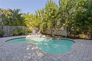 7005 Holmes Blvd, Holmes Beach, FL 34217 - Photo 39