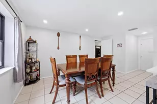 4913 Almanza Ave, Sarasota, FL 34235 - Photo 9