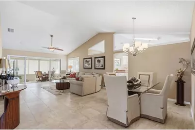 4904 61st Avenue Terrace W, Bradenton, FL 34210 - Photo 9
