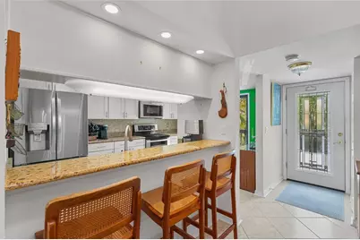 1702 Glenhouse Drive #410, Sarasota, FL 34231 - Photo 5