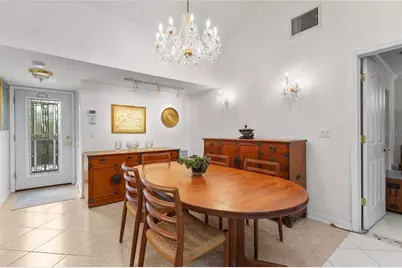 1702 Glenhouse Drive #410, Sarasota, FL 34231 - Photo 7