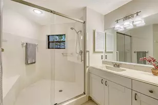 1632 Starling Dr, Sarasota, FL 34231 - Photo 29