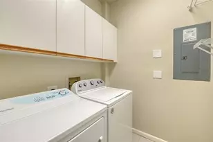 1632 Starling Dr, Sarasota, FL 34231 - Photo 35