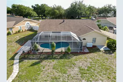 8432 Palm Lakes Court, Sarasota, FL 34243 - Photo 19