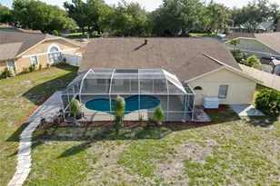 8432 Palm Lakes Ct, Sarasota, FL 34243 - Photo 19