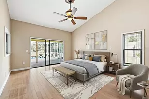 8432 Palm Lakes Ct, Sarasota, FL 34243 - Photo 5