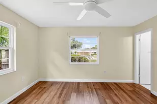 5927 Driftwood Ave, Sarasota, FL 34231 - Photo 17