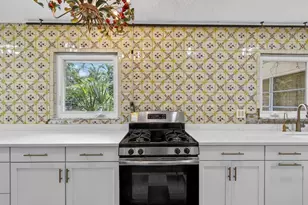 5927 Driftwood Ave, Sarasota, FL 34231 - Photo 9