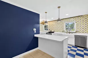 5927 Driftwood Ave, Sarasota, FL 34231 - Photo 7