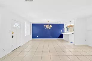 5927 Driftwood Ave, Sarasota, FL 34231 - Photo 5