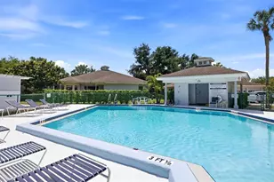 6420 Carrington Cir, Sarasota, FL 34238 - Photo 31
