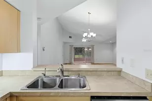 6420 Carrington Cir, Sarasota, FL 34238 - Photo 13