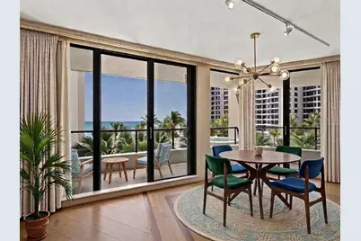 1211 Gulf Of Mexico Drive #109, Longboat Key, FL 34228 - Photo 9