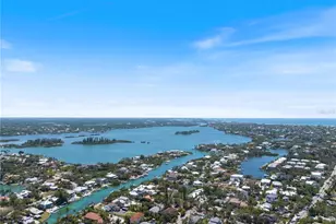 3919 Roberts Point Rd, Sarasota, FL 34242 - Photo 11