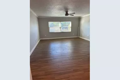 5800 Hollywood Boulevard #116, Sarasota, FL 34231 - Photo 7