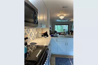 3049 Taywood Meadows #4, Sarasota, FL 34235 - Photo 3
