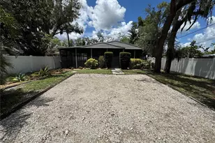 2751 72nd Ave Dr E, Sarasota, FL 34243 - Photo 1