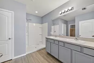4042 Wayfarer Wy, Palmetto, FL 34221 - Photo 15