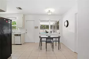 73 St Lucie Ave, Sarasota, FL 34232 - Photo 9