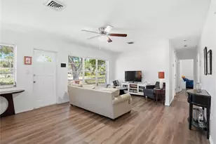 73 St Lucie Ave, Sarasota, FL 34232 - Photo 3