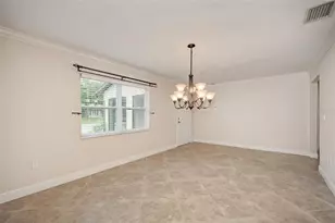 1330 Georgetowne Cir, Sarasota, FL 34232 - Photo 7