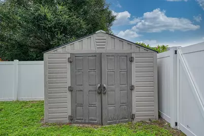 1330 Georgetowne Circle, Sarasota, FL 34232 - Photo 39