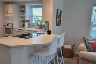 3440 Chapel Dr, Sarasota, FL 34234 - Photo 7