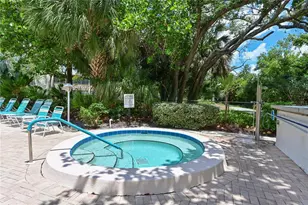 609 Woodlawn Dr, Bradenton, FL 34210 - Photo 35