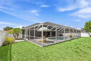 4817 Post Pointe Dr, Sarasota, FL 34233 - Photo 27