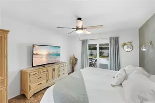 4817 Post Pointe Dr, Sarasota, FL 34233 - Photo 15