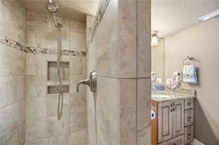 6140 Midnight Pass Rd, Sarasota, FL 34242 - Photo 35