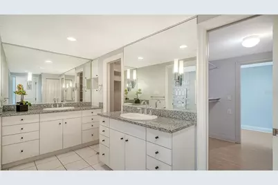 3424 Tanglewood Drive, Sarasota, FL 34239 - Photo 31