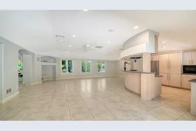 3424 Tanglewood Drive, Sarasota, FL 34239 - Photo 21