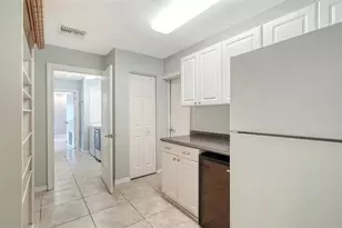 3424 Tanglewood Dr, Sarasota, FL 34239 - Photo 61