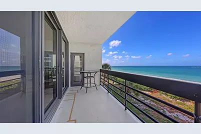 1045 Gulf Of Mexico Drive #301, Longboat Key, FL 34228 - Photo 37