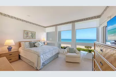 1045 Gulf Of Mexico Drive #301, Longboat Key, FL 34228 - Photo 19