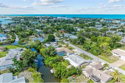 312 Winfield Way, Nokomis, FL 34275 - Photo 1