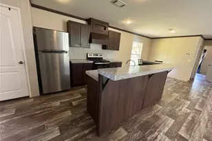 9827 SE Hoth Rd, Arcadia, FL 34266 - Photo 15