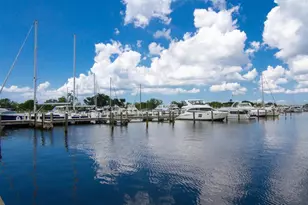 240 Sands Point Rd, Longboat Key, FL 34228 - Photo 43
