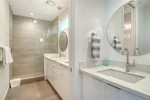 1350 5th St, Sarasota, FL 34236 - Photo 29