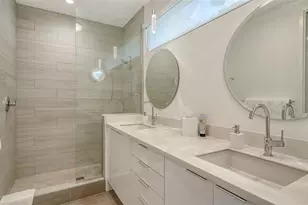1350 5th St, Sarasota, FL 34236 - Photo 27