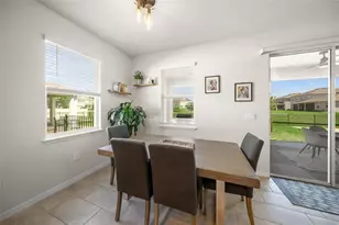 2013 Midnight Pearl Dr, Sarasota, FL 34240 - Photo 5