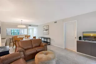 4729 Winslow Beacon, Sarasota, FL 34235 - Photo 9