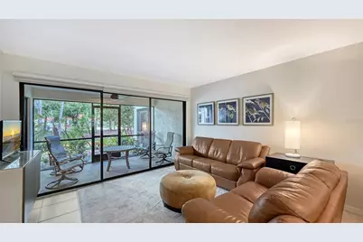 4729 Winslow Beacon #11, Sarasota, FL 34235 - Photo 11