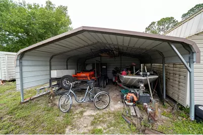 1809 E Holiday Drive, Lorida, FL 33857 - Photo 9