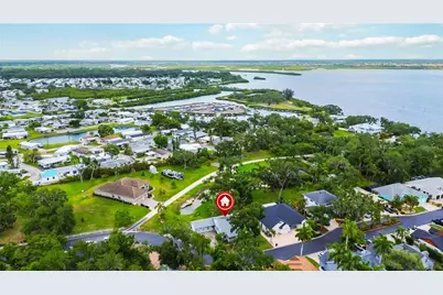 2209 68th Drive E, Ellenton, FL 34222 - Photo 3