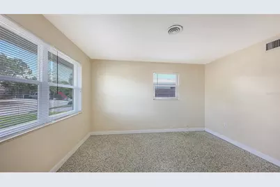 2542 Tulip Street, Sarasota, FL 34239 - Photo 19
