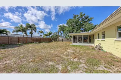 2542 Tulip Street, Sarasota, FL 34239 - Photo 29