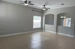 5210 Levi Ln, Sarasota, FL 34233 - Photo 3