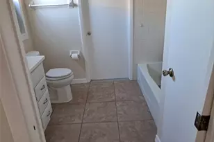 1071 Piedmont Rd, Venice, FL 34293 - Photo 5